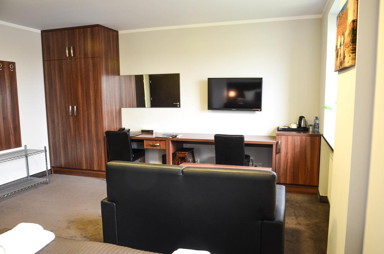 Hotel Level Rypin Buitenkant foto