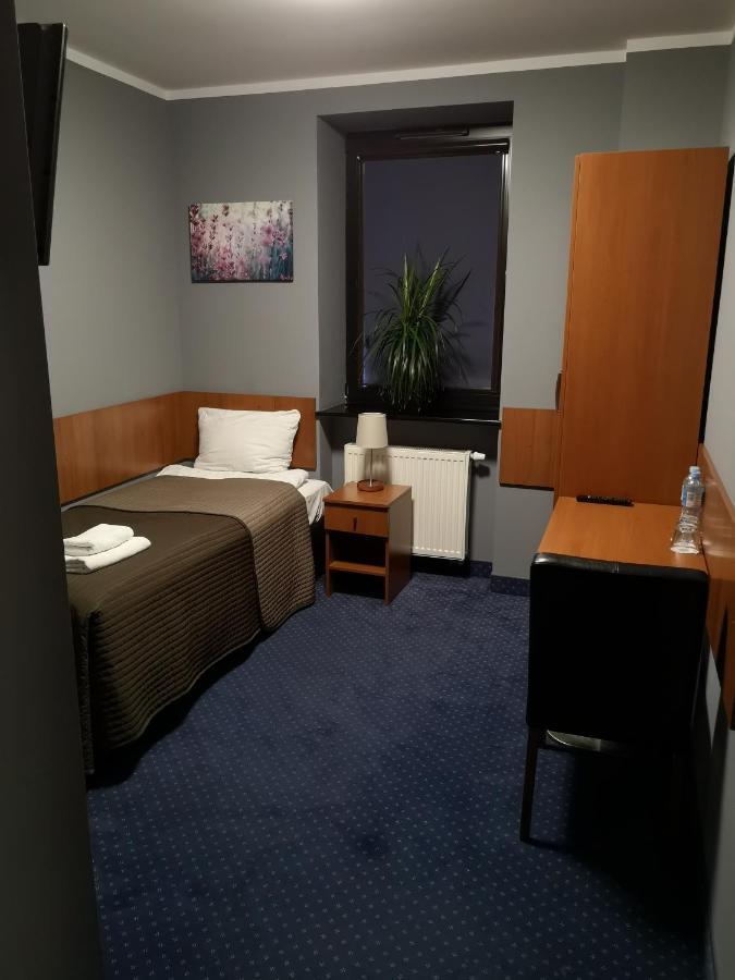Hotel Level Rypin Buitenkant foto